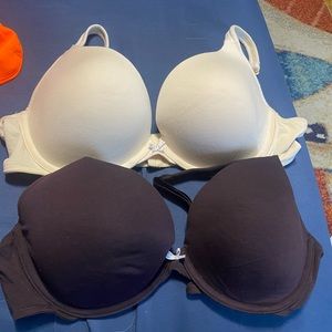2 Cacique Cotton Boost Plunge Bras Size 42D